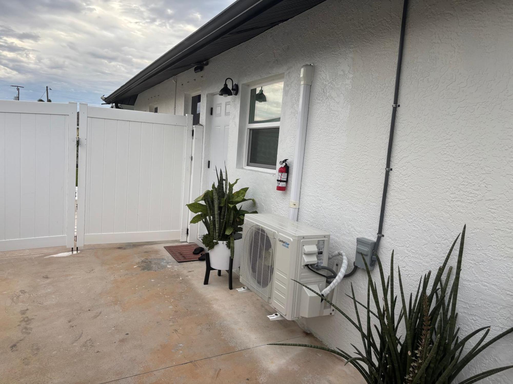 Cozy Tiny Home Cape Coral Kültér fotó